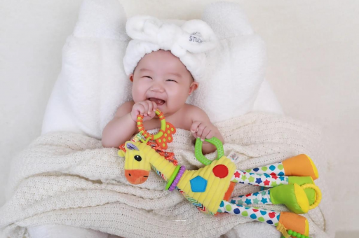 三门峡1岁宝宝流鼻涕打喷嚏